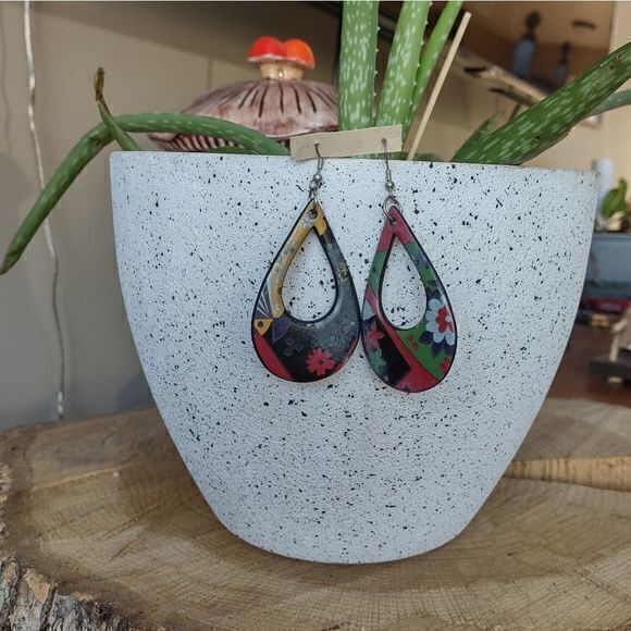 Cut Out Teardrop Colorful Floral‎ Drop Dangle Earrings - Picture 1 of 7